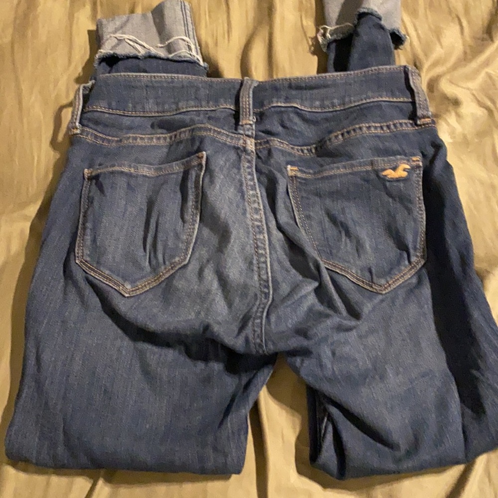 Hollister LOW-RISE RIPPED MEDIUM WASH JEAN LEGGINGS - Picture 6 of 7